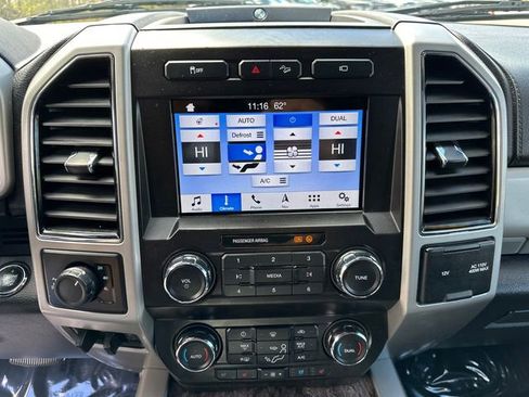 Used 2019 Ford F250 Lariat w/ Lariat Ultimate Package AWD/4WD image 43