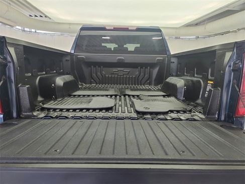 Used 2022 Chevrolet Silverado 1500 LT image 26
