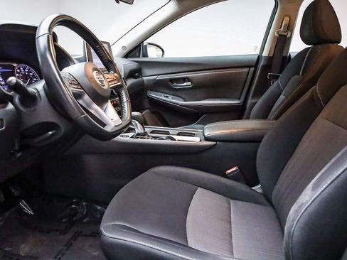 Used 2022 Nissan Sentra SV image 17