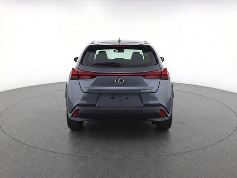 Used 2022 Lexus UX 200 w/ Accessory Package (Z1) FWD image 6
