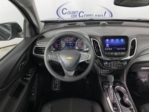 Used 2024 Chevrolet Equinox Premier AWD/4WD image 15