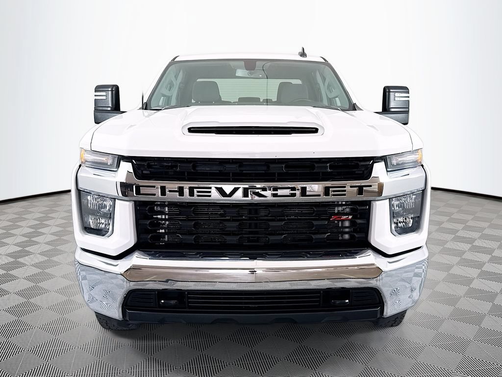 Used 2023 Chevrolet Silverado 2500 LT AWD/4WD image 2