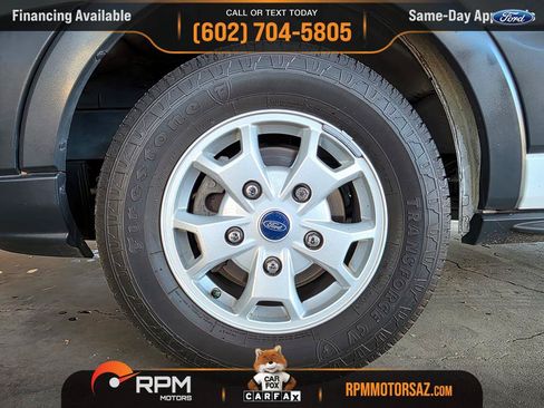 Used 2016 Ford Transit 150 XLT RWD image 24