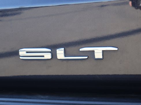 Used 2024 GMC Yukon SLT image 19