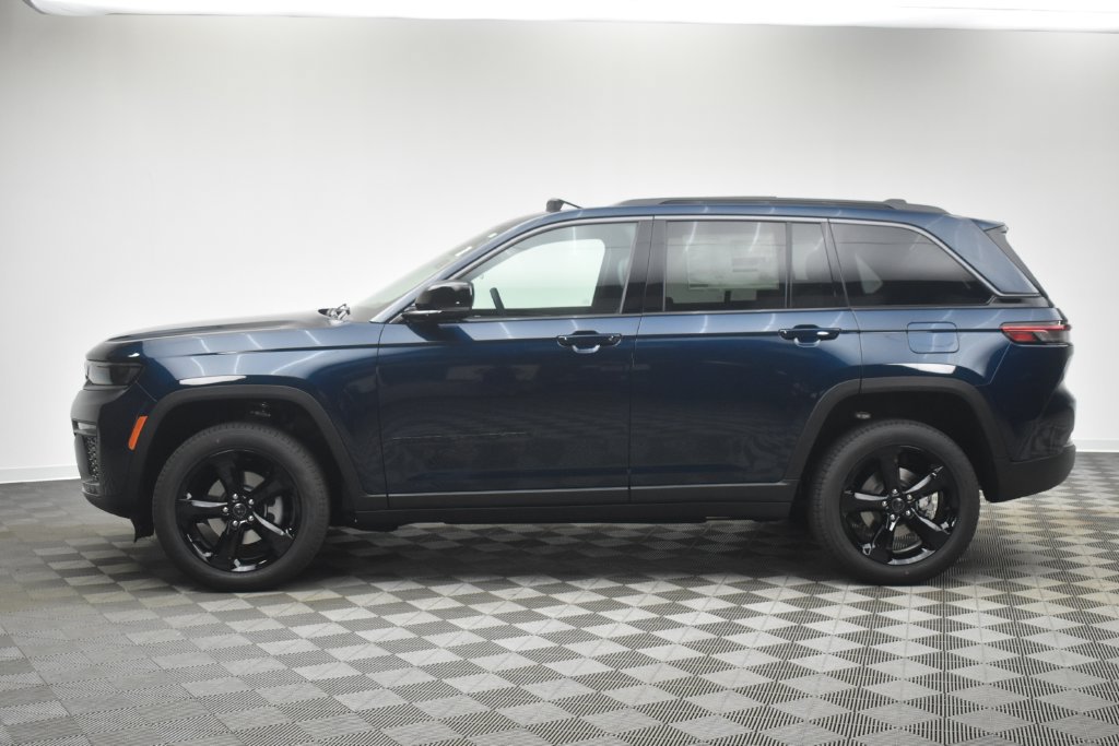 New 2027 Jeep Grand Cherokee Limited AWD/4WD image 13