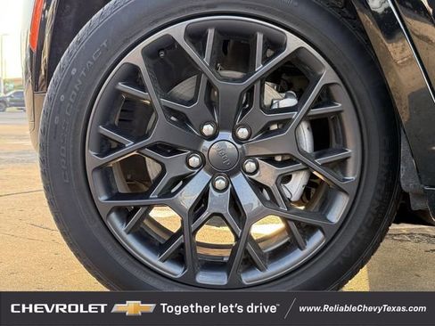 Used 2025 Jeep Grand Cherokee L Summit w/ Obsidian Package image 7