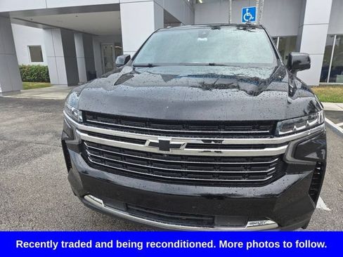 Used 2021 Chevrolet Tahoe LT w/ LT Signature Package RWD image 2