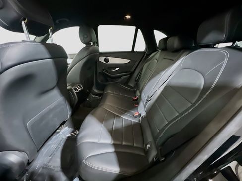 Used 2022 Mercedes-Benz GLC 300 4MATIC image 16