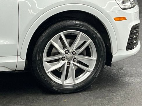 Used 2018 Audi Q3 2.0T Premium Plus w/ Premium Plus Package image 39