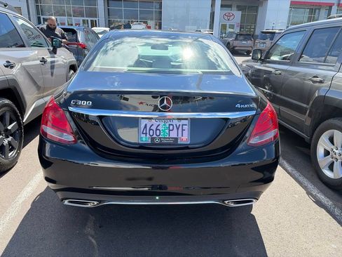 Used 2018 Mercedes-Benz C 300 4MATIC Sedan image 6