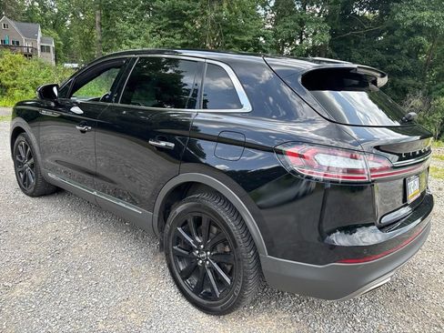 Used 2020 Lincoln Nautilus Reserve w/ Monochromatic Package AWD/4WD image 6