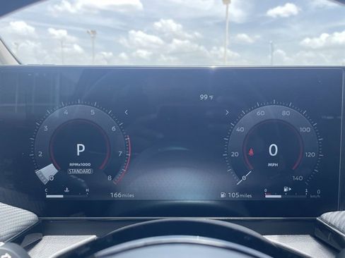 Certified 2025 Nissan Kicks SR image 12