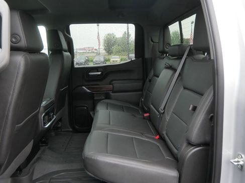 Used 2021 GMC Sierra 1500 SLT w/ SLT Premium Package AWD/4WD image 22