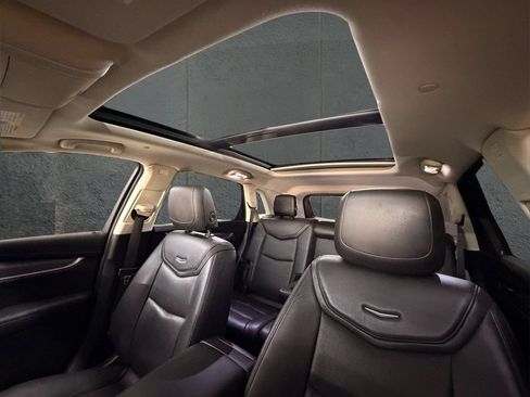 Used 2019 Cadillac XT5 Luxury AWD/4WD image 17