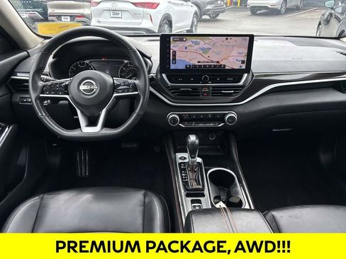 Used 2024 Nissan Altima 2.5 SR w/ SR Premium Package image 10