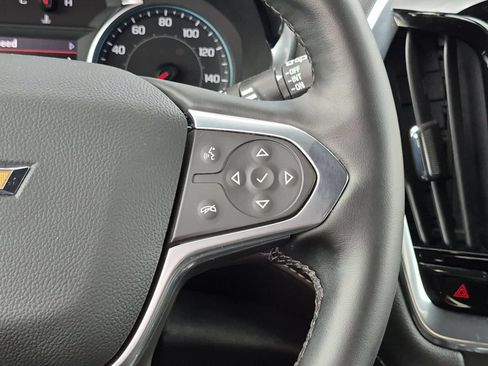Used 2023 Chevrolet Traverse LT FWD image 14