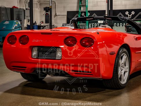 Used 1999 Chevrolet Corvette Convertible w/ Memory Pkg RWD image 55
