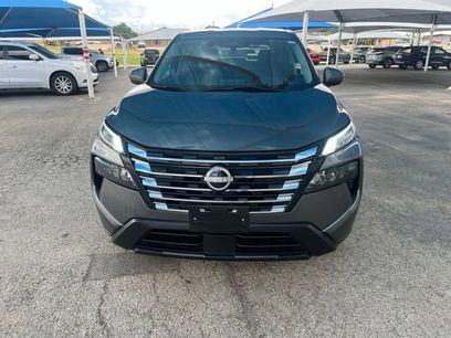 Used 2024 Nissan Rogue SV