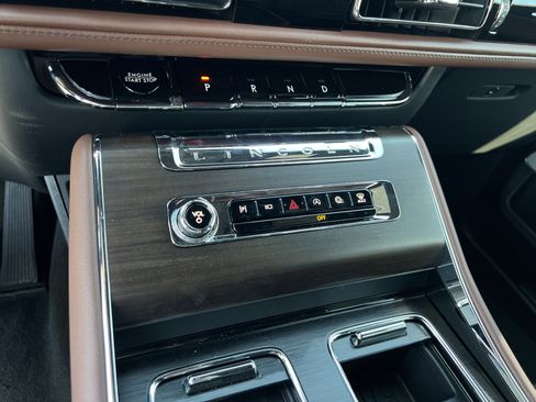 New 2025 Lincoln Aviator Reserve w/ Luxury Package image 21