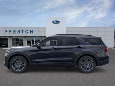 New 2026 Ford Explorer ST image 3