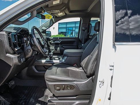 Used 2023 Chevrolet Silverado 1500 LTZ image 14