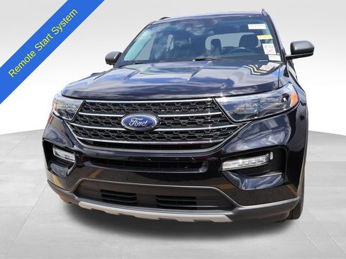 Used 2023 Ford Explorer XLT w/ Equipment Group 202A AWD/4WD image 5