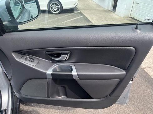 Used 2012 Volvo XC90 3.2 image 15