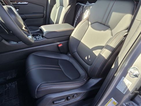 New 2025 Honda Pilot TrailSport image 27