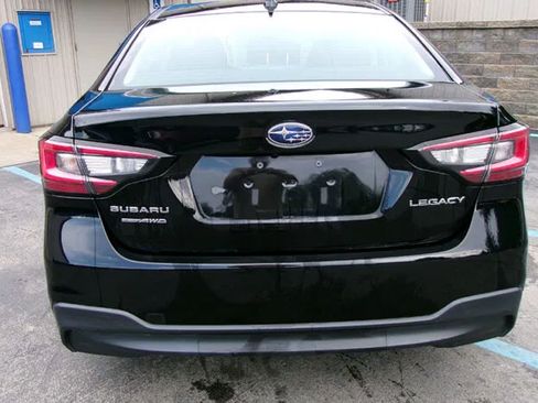 Used 2022 Subaru Legacy AWD/4WD image 5