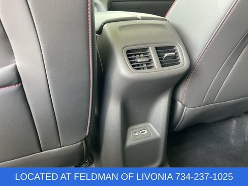 Certified 2023 Buick Envision Essence w/ Sport Touring Package AWD/4WD image 21