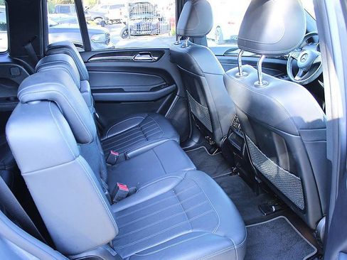 Used 2018 Mercedes-Benz GLS 450 4MATIC image 17