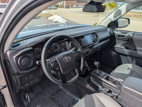 Used 2023 Toyota Tacoma SR image 15