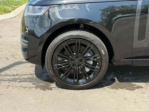 New 2026 Land Rover Range Rover SE AWD/4WD image 10