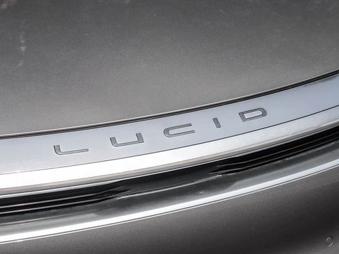 Used 2024 Lucid Air Touring AWD/4WD image 5