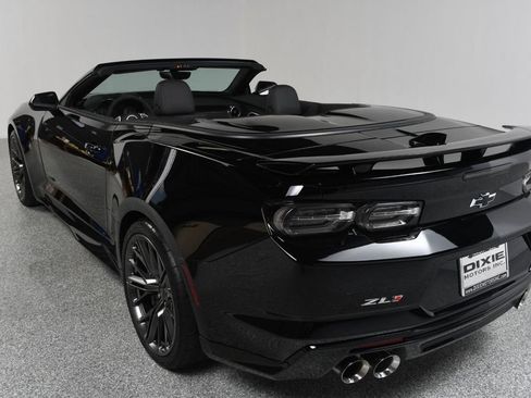 Used 2023 Chevrolet Camaro ZL1 RWD image 26