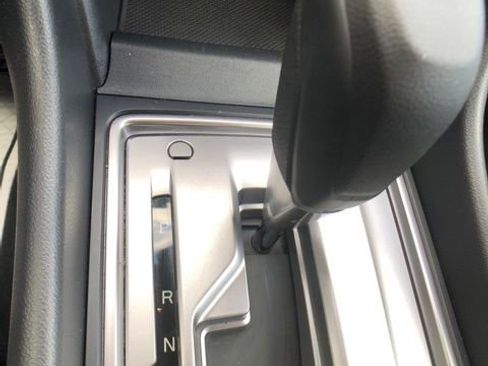 Used 2023 Subaru Forester Premium image 20