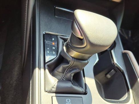 Used 2025 Lexus ES 350 w/ Premium Package FWD image 9