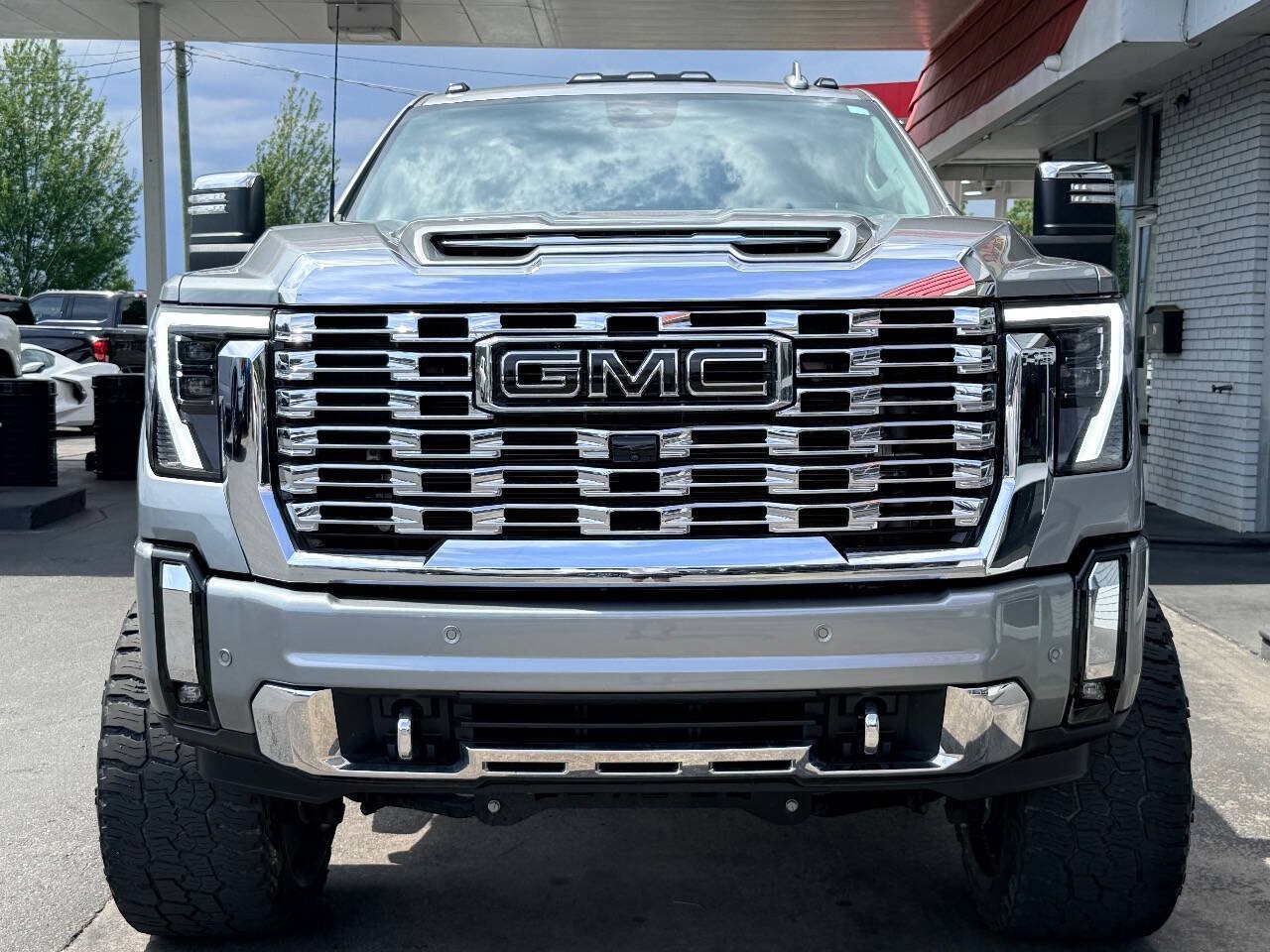 Used 2024 GMC Sierra 2500 Denali w/ Denali Reserve Package AWD/4WD image 7