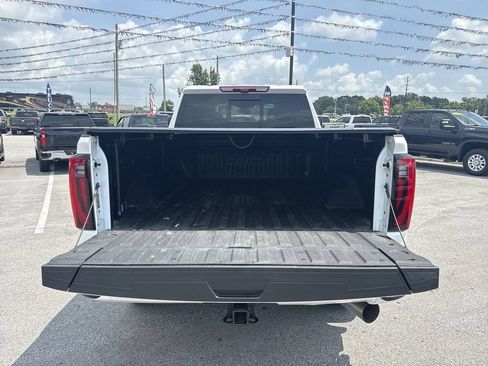 Used 2025 GMC Sierra 2500 Denali w/ Denali Reserve Package AWD/4WD image 17