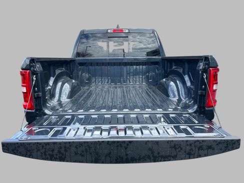 New 2026 RAM 1500 Big Horn AWD/4WD image 4