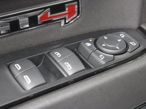 Used 2024 GMC Sierra 1500 AT4 w/ Technology Package image 77