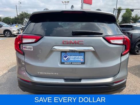 Used 2023 GMC Terrain SLE w/ Driver Convenience Package FWD image 6