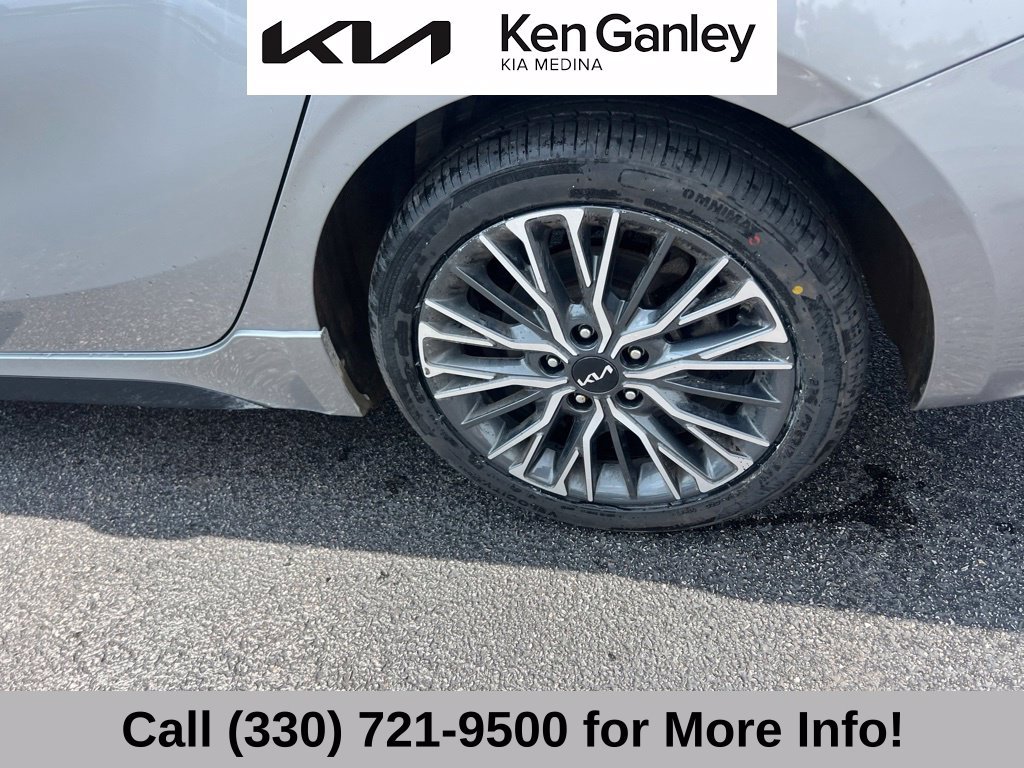 Certified 2023 Kia Forte GT-Line w/ GT-Line Technology Package FWD image 21