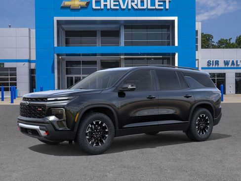 New 2026 Chevrolet Traverse Z71 w/ Driver Confidence Package image 2