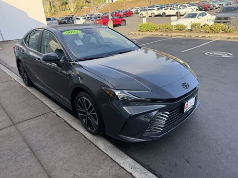 Certified 2025 Toyota Camry XLE image 10