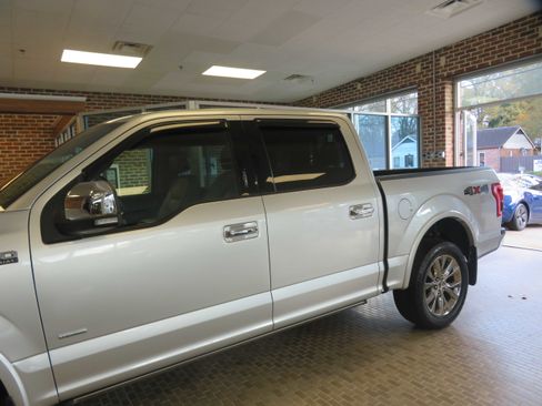 Used 2017 Ford F150 Lariat w/ Equipment Group 502A Luxury image 78