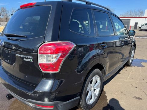 Used 2015 Subaru Forester 2.5i Premium w/ All-Weather Package AWD/4WD image 11