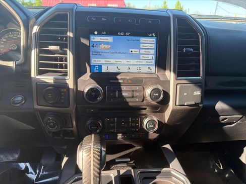 Used 2018 Ford F150 Raptor w/ Equipment Group 802A Luxury AWD/4WD image 19