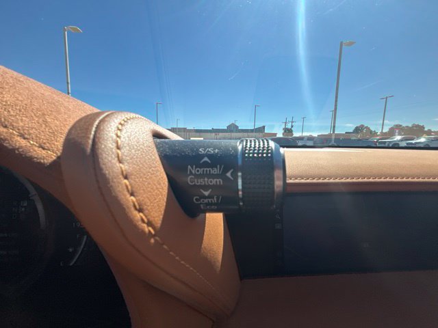 Used 2022 Lexus LC 500 Convertible w/ Touring Package RWD image 33
