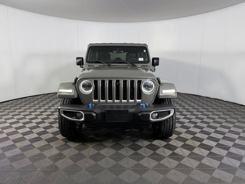 Used 2023 Jeep Wrangler Unlimited Sahara AWD/4WD image 3